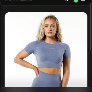 Alphalete amplify crop top